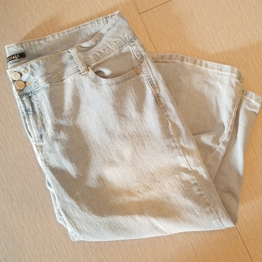 Jean Capri